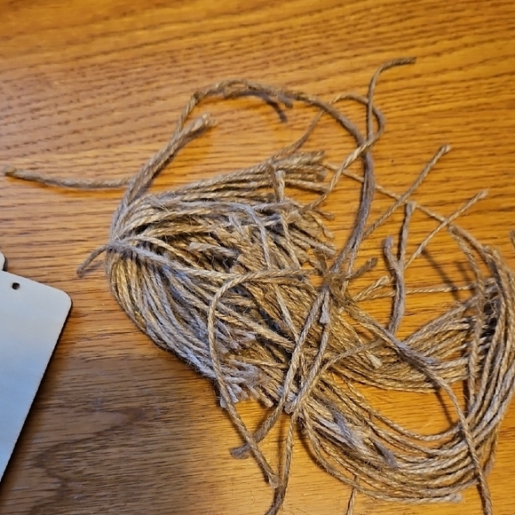 Set Of 32 Wooden Bookmark Blanks With Twine String - Picture 4 of 4